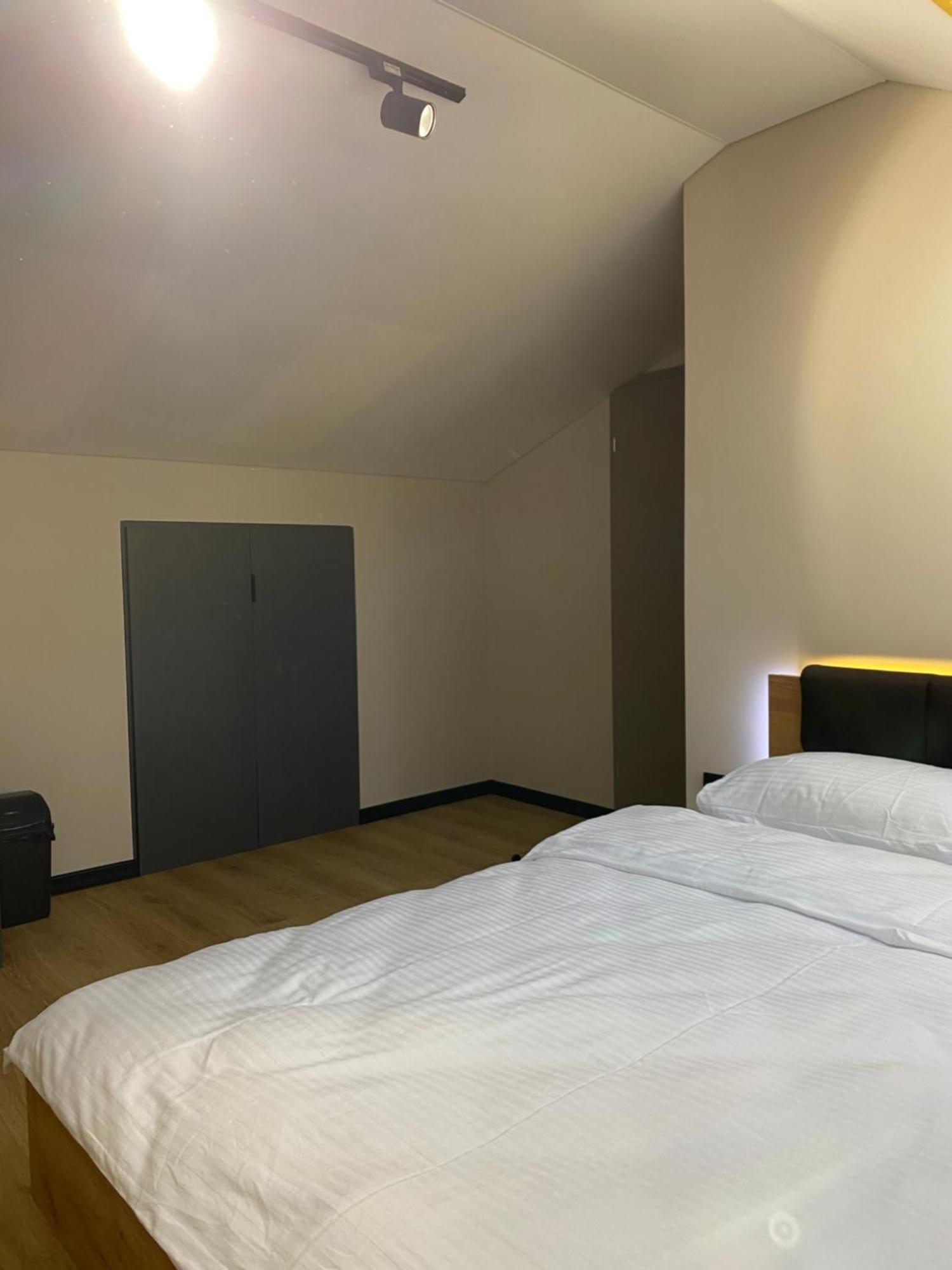 Discovery Garden Apartments Khmelʼnytsʼkyy Kültér fotó